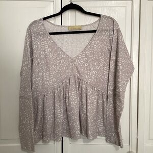 Love Tree Light Pink / mauve Leopard type print Blouse